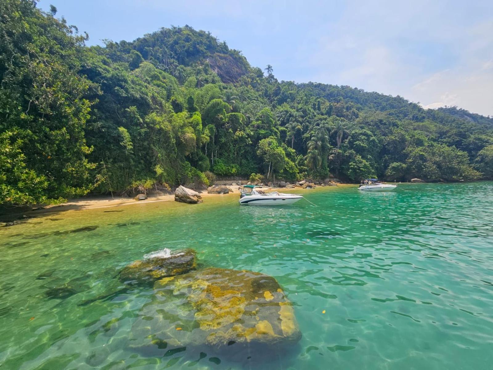 Casa Matatiso - Quartos Em Casa Compartilhada Na Ilha Grande Ngoại thất bức ảnh